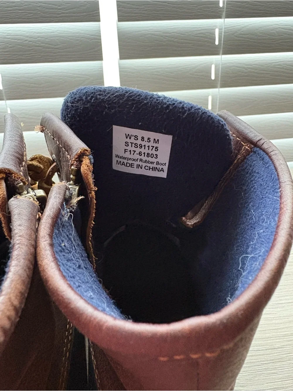 Sperry Women’s Brown and navy Duck Boots